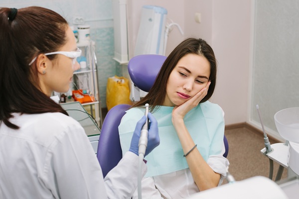 When Would I Need To Contact An Emergency Dentist?