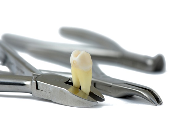 The Difference Between Simple And Surgical Tooth Extraction